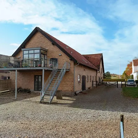 Louiselund Bed & Breakfast 3*